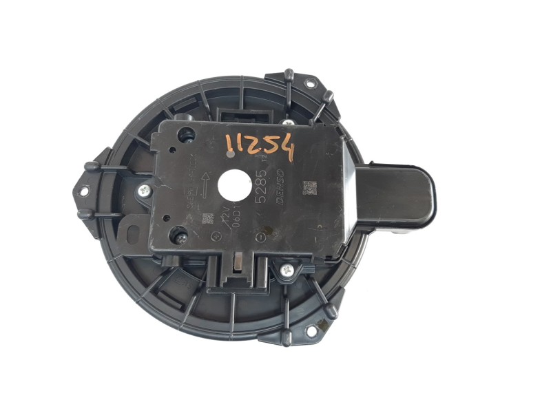 Recambio de ventilador calefaccion para toyota rav4 hybrid 4x2 advance referencia OEM IAM 8710358080  