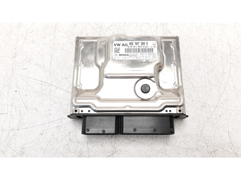 Recambio de centralita motor uce para volkswagen t-roc 1.5 16v tsi act referencia OEM IAM 05E907309R 0261S105FD 