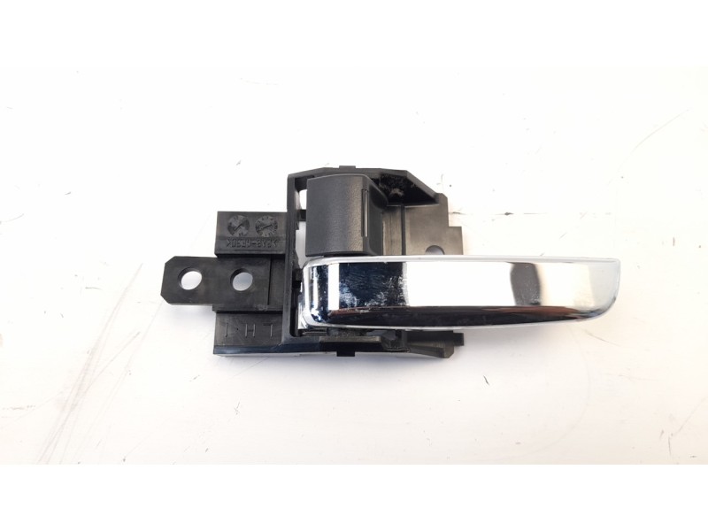 Recambio de maneta interior delantera izquierda para mitsubishi eclipse cross motion 2wd referencia OEM IAM 5716A701XA  