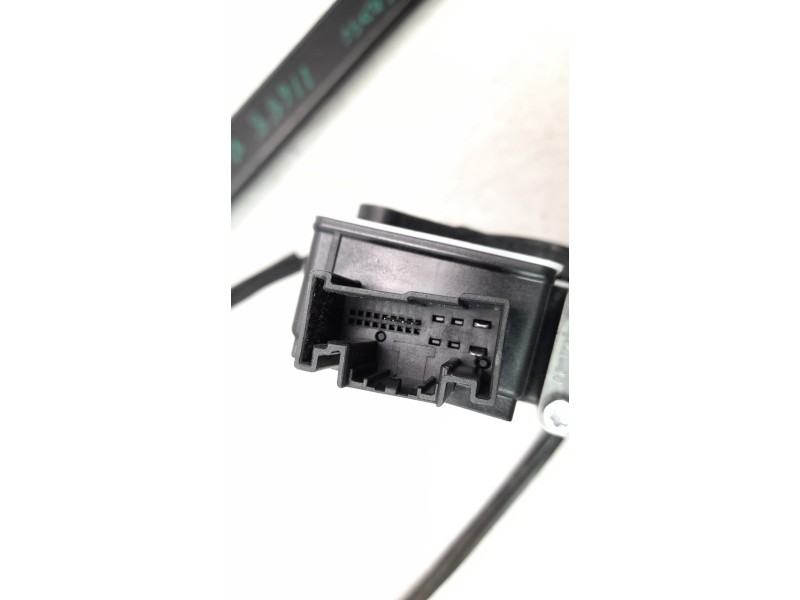 Recambio de elevalunas delantero derecho para volkswagen t-cross 1.0 tsi referencia OEM IAM 2GM837462A  