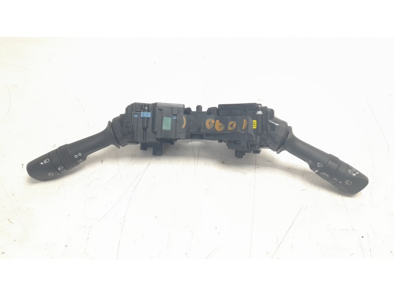Recambio de mando multifuncion para toyota rav 4 referencia OEM IAM 8414033250  