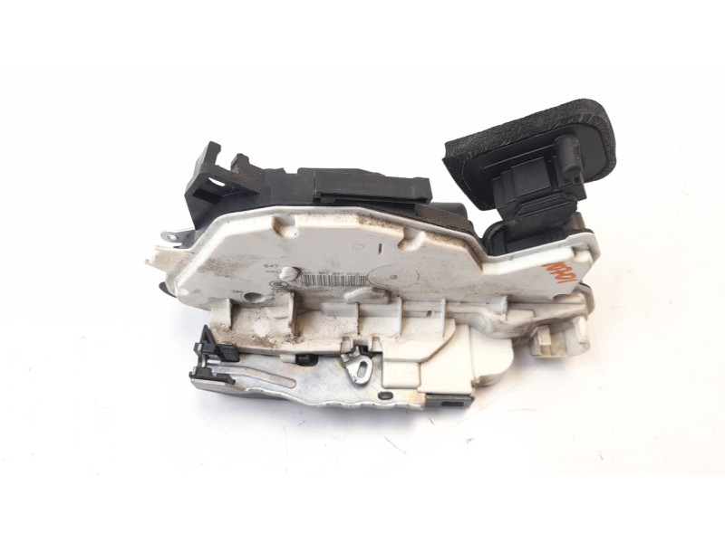 Recambio de cerradura puerta delantera izquierda para volkswagen golf vii lim. 1.6 tdi dpf referencia OEM IAM 5K1837015E CRDVW10