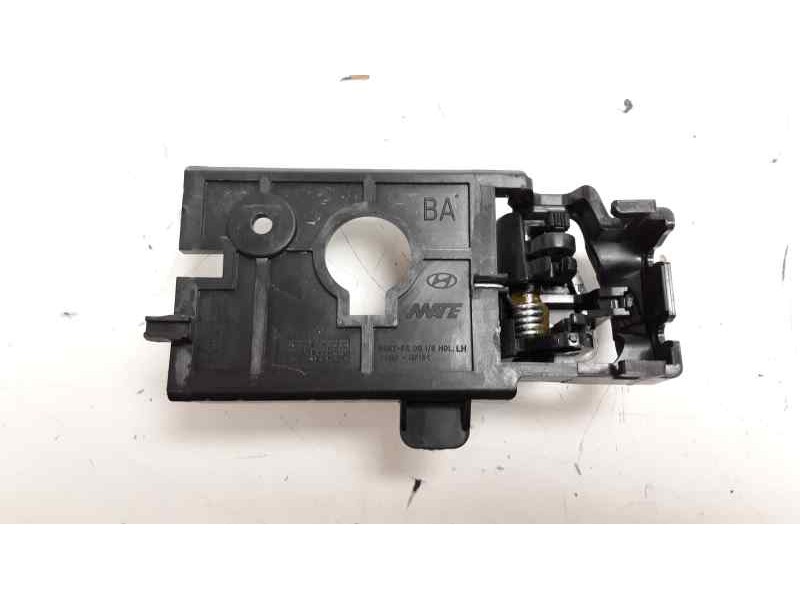 Recambio de maneta interior delantera izquierda para hyundai i10 1.2 cat referencia OEM IAM 82610B4000PYN  