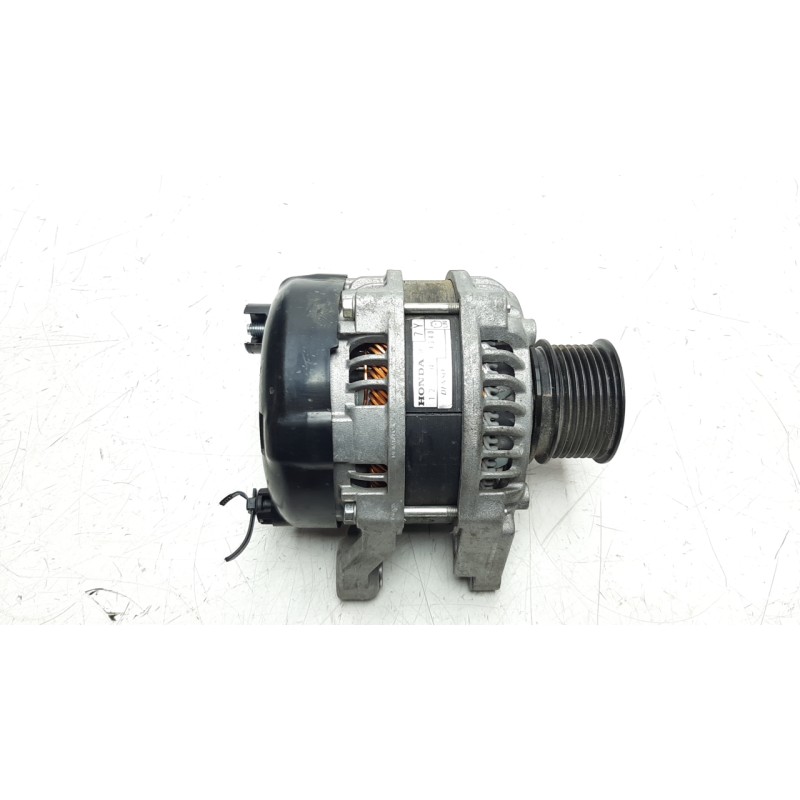 Recambio de alternador para honda civic lim.5 (fk) 1.5 sport plus referencia OEM IAM 1042114340  