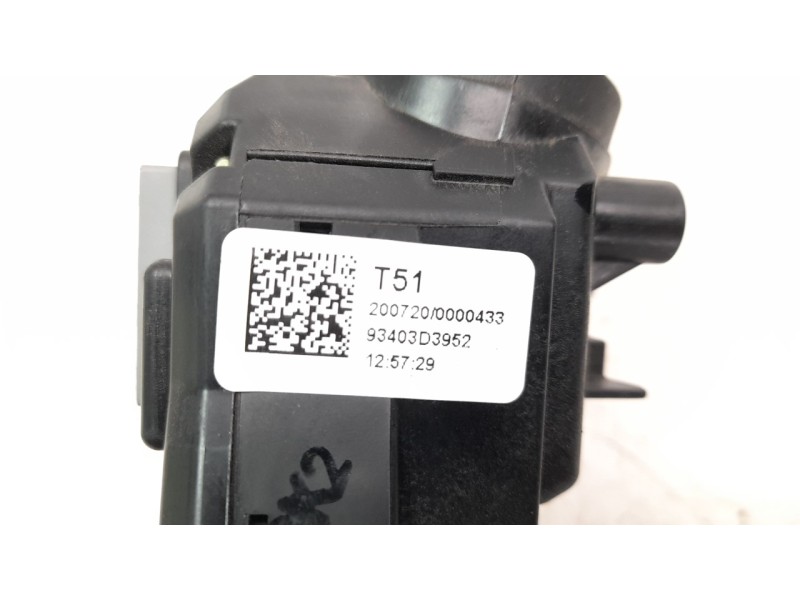 Recambio de mando multifuncion para hyundai tucson 1.6 crdi cat referencia OEM IAM 93403D3952  