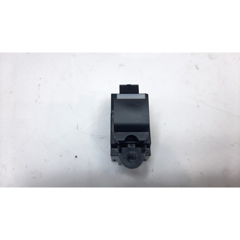 Recambio de mando elevalunas delantero derecho para land rover discovery sport 2.0 td4 cat referencia OEM IAM FK7214717AB  