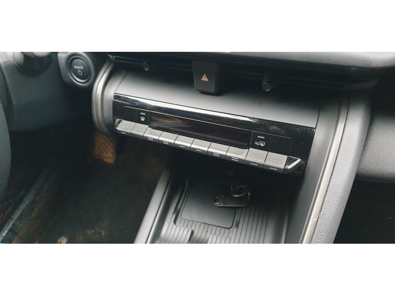 Recambio de mando climatizador para toyota c-hr hybrid active referencia OEM IAM 55900F4610  