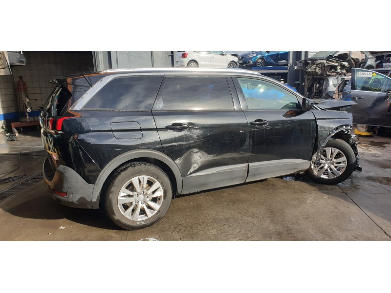 peugeot 5008 del año 2017