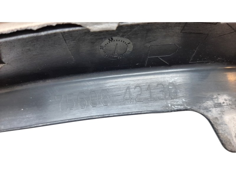 Recambio de aletin trasero izquierdo para toyota rav 4 referencia OEM IAM 7560642130  