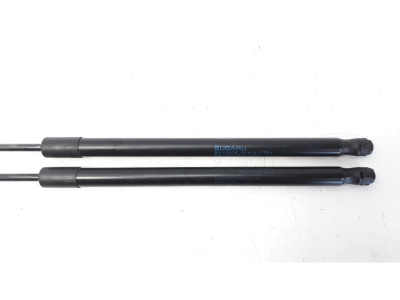 Recambio de amortiguadores de porton para subaru outback (b15) 2.5 cat referencia OEM IAM 55CM520N  