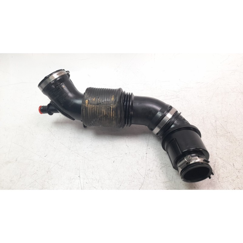 Recambio de tubo para kia sportage 1.6 gdi cat referencia OEM IAM 28130N9400  