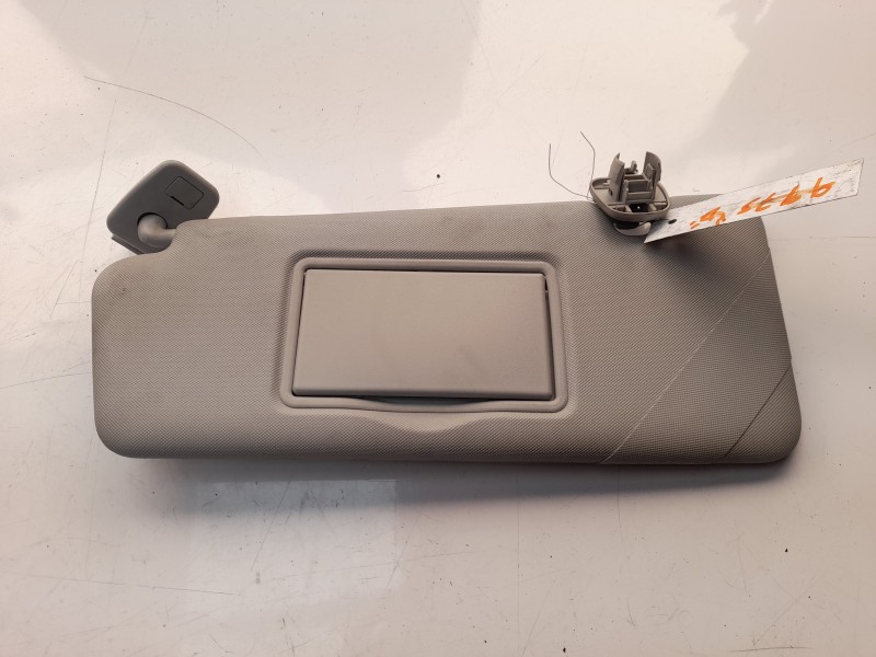 Recambio de parasol izquierdo para renault captur zen referencia OEM IAM 964012136R  