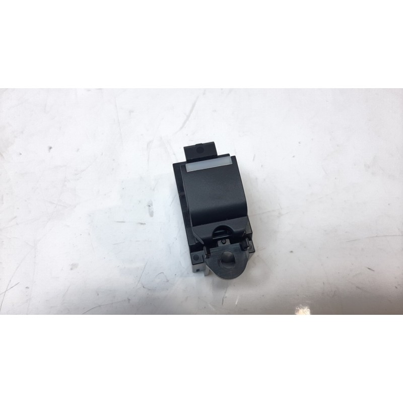 Recambio de mando elevalunas trasero izquierdo para land rover discovery sport 2.0 td4 cat referencia OEM IAM FK7214717AB  
