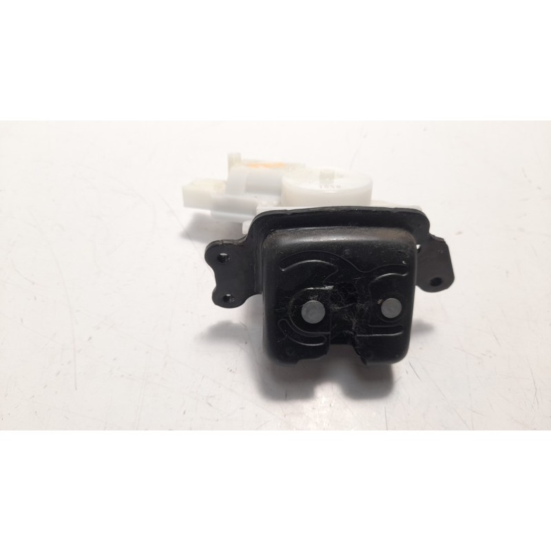 Recambio de cerradura maletero / porton para honda civic lim.5 (fk) 1.5 sport plus referencia OEM IAM 74800TLAA01  