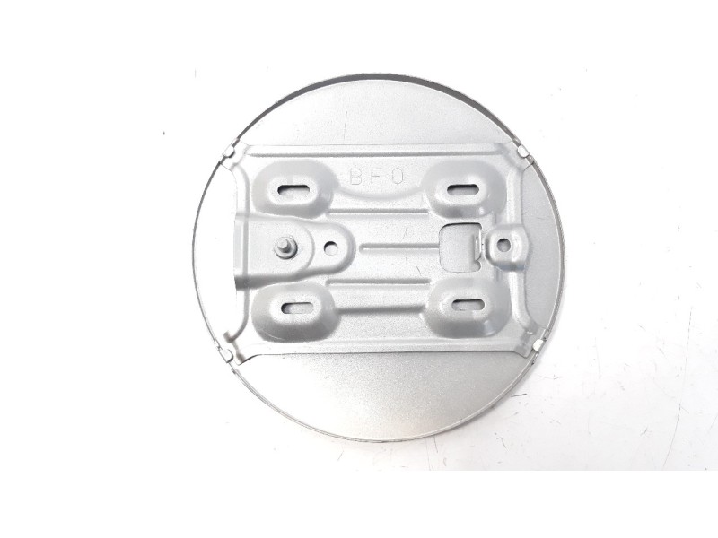 Recambio de tapa exterior combustible para subaru outback (b15) 2.5 cat referencia OEM IAM 57601AL0709P  