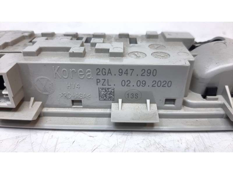 Recambio de luz interior para volkswagen t-cross 1.0 tsi referencia OEM IAM 2GA947290PZL  