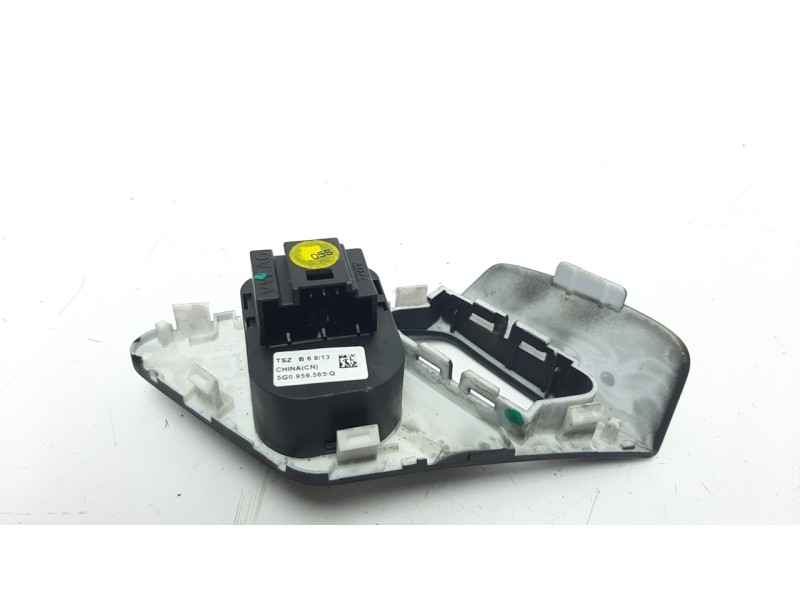 Recambio de mando retrovisor para volkswagen golf vii lim. 1.6 tdi dpf referencia OEM IAM 5G0959565Q  EWSVW108