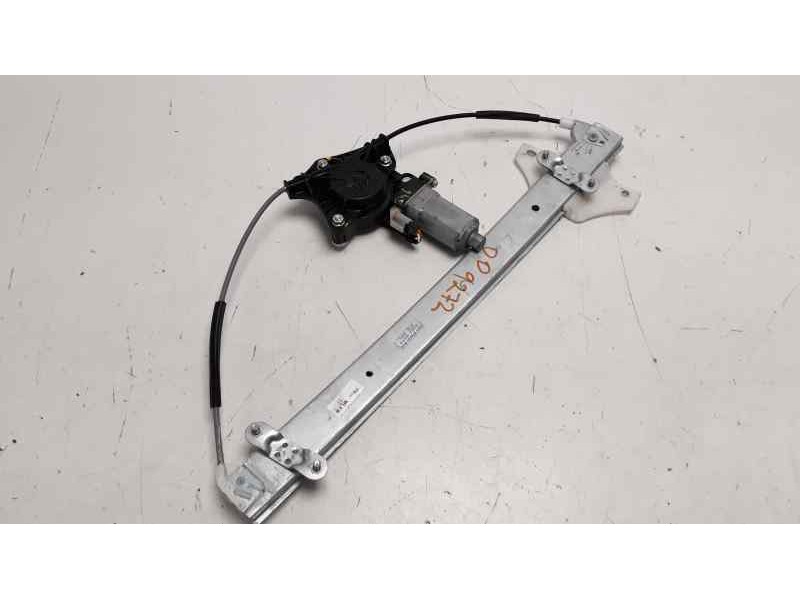 Recambio de elevalunas delantero derecho para hyundai i10 1.2 cat referencia OEM IAM 82402B4110  