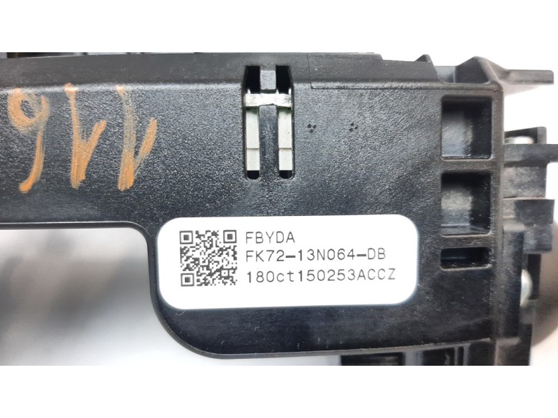 Recambio de mando multifuncion para land rover discovery sport 2.0 td4 cat referencia OEM IAM FK7213N064DB  