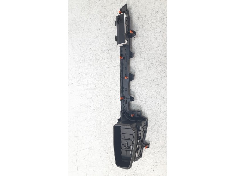 Recambio de rejilla aireadora para toyota corolla (e21) referencia OEM IAM 5566002510  