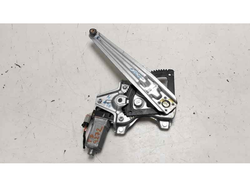 Recambio de elevalunas trasero derecho para hyundai i10 1.2 cat referencia OEM IAM 83460B4000  