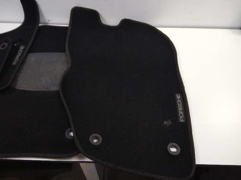 Recambio de juego alfombrillas para porsche cayenne (typ 9pa) s referencia OEM IAM   