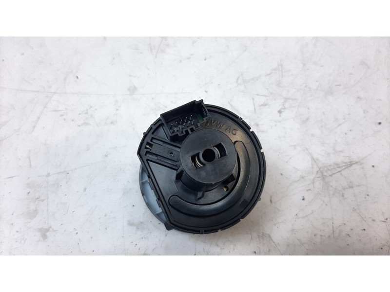 Recambio de mando luces para volkswagen t-cross 1.0 tsi referencia OEM IAM 5G0941431R  