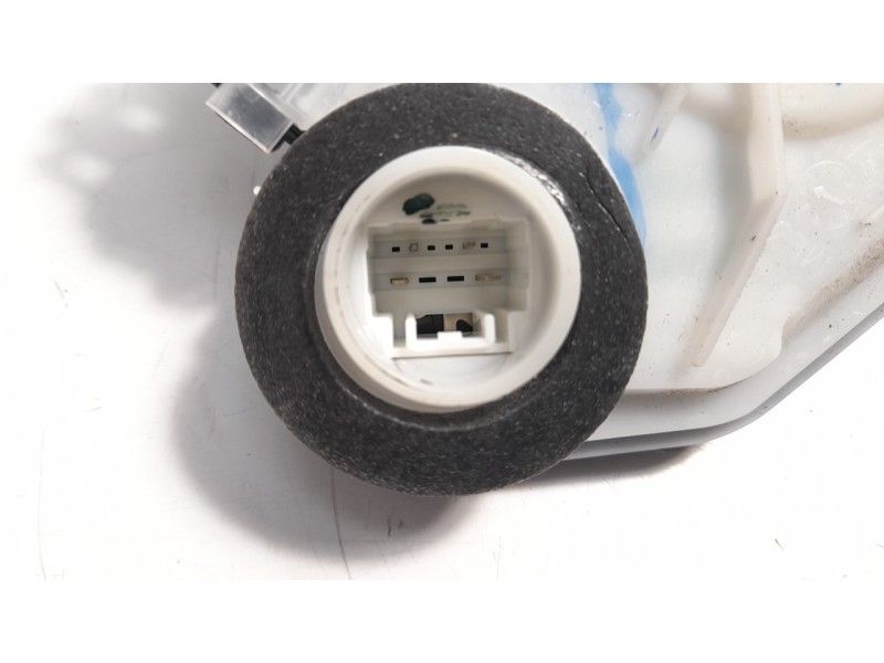 Recambio de cerradura puerta trasera izquierda para honda civic lim.5 (fk) 1.5 sport plus referencia OEM IAM 41134016110 72651TE