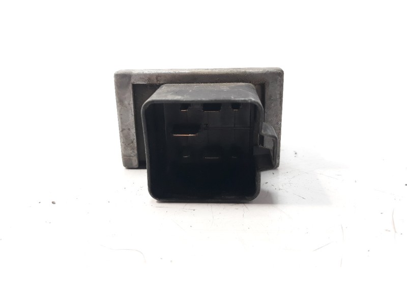 Recambio de caja precalentamiento para renault clio iii 1.5 dci diesel cat referencia OEM IAM 8200477151  