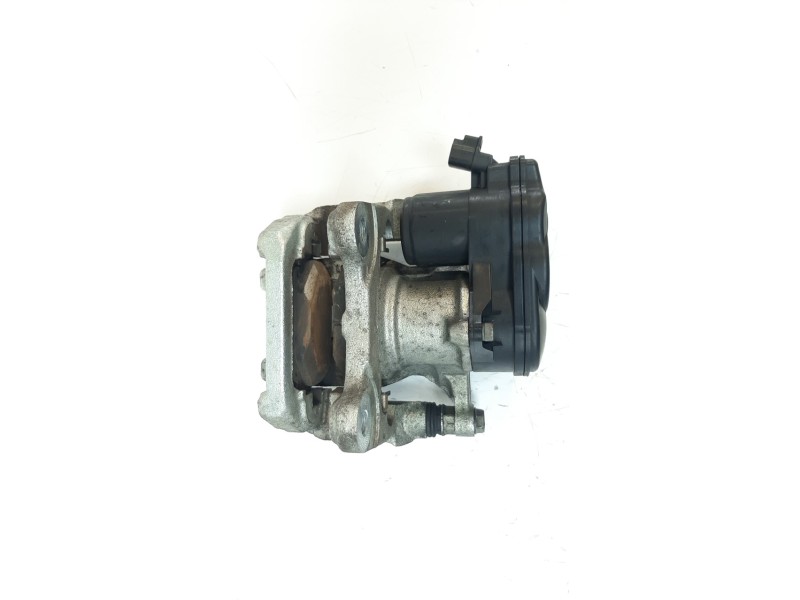 Recambio de pinza de freno trasera derecha para toyota rav4 hybrid 4x2 advance referencia OEM IAM 883381  