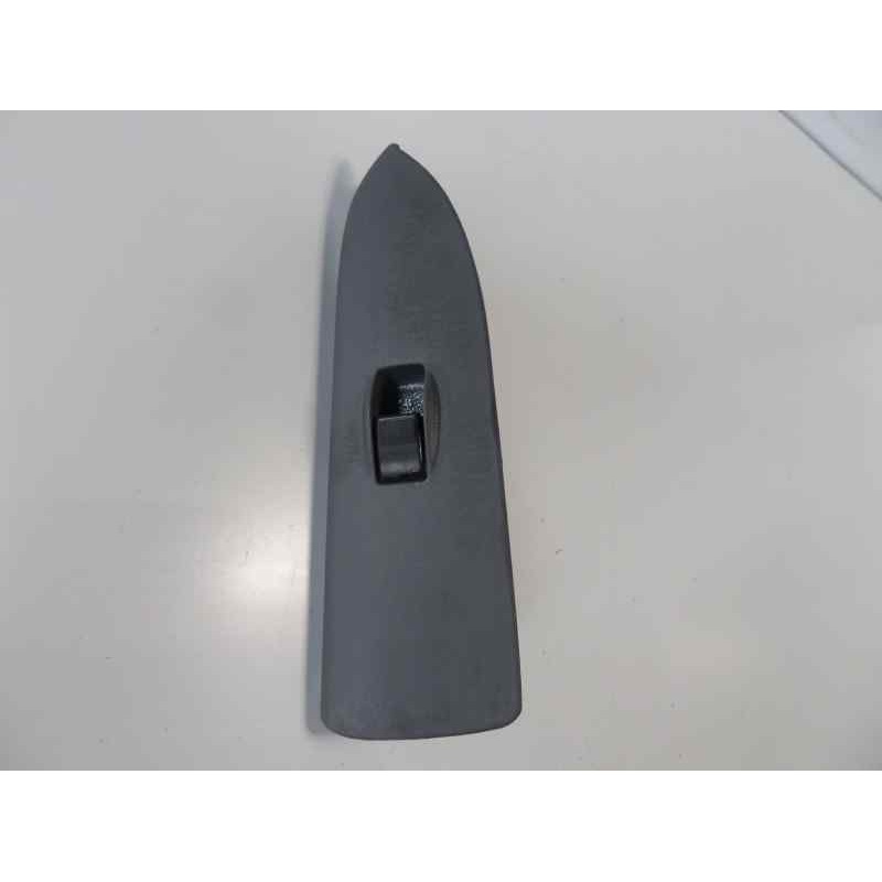 Recambio de mando elevalunas delantero derecho para mazda 323 berlina f/s (bj) 2.0 d f glx referencia OEM IAM   