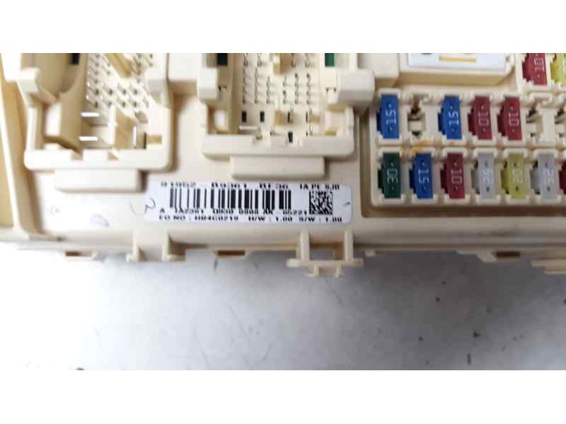 Recambio de caja reles / fusibles para hyundai i10 1.2 cat referencia OEM IAM 91952B9361  