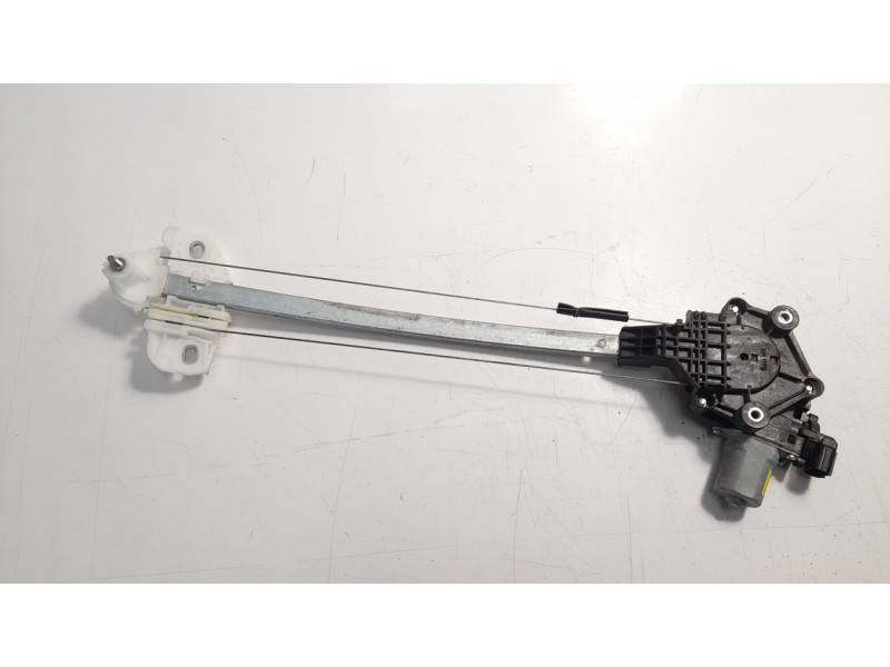 Recambio de elevalunas trasero derecho para honda civic lim.5 (fk) 1.5 sport plus referencia OEM IAM 72710TEXR01  