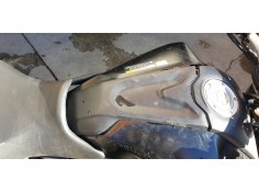 Recambio de moldura para yamaha mt-07 referencia OEM IAM BAT2171A00   2
