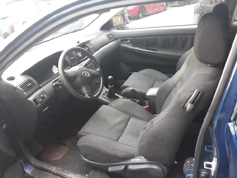 toyota corolla (e12) del año 2005