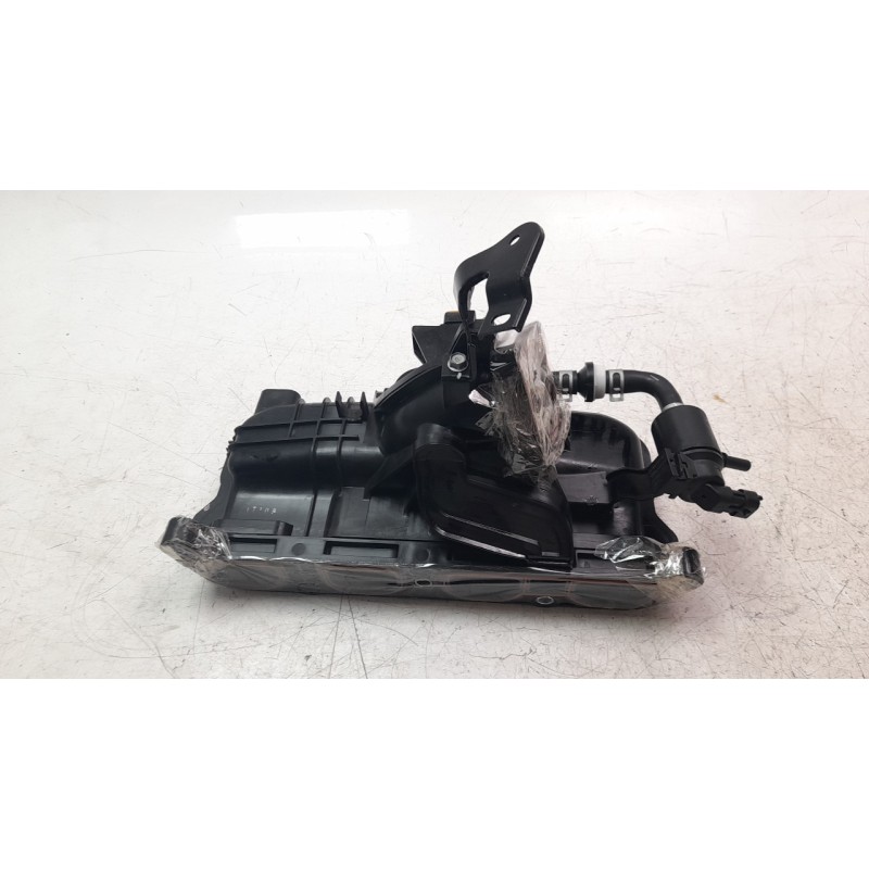 Recambio de colector admision para kia sportage 1.6 gdi cat referencia OEM IAM 283102M800  
