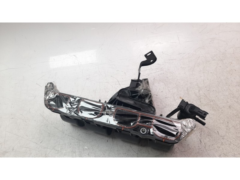 Recambio de colector admision para kia sportage 1.6 gdi cat referencia OEM IAM 283102M800  