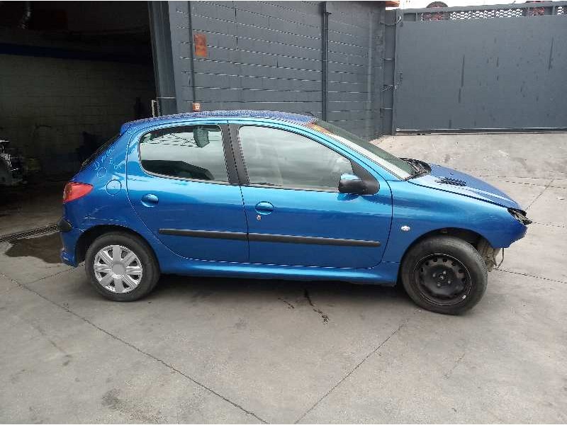 peugeot 206 berlina del año 2004