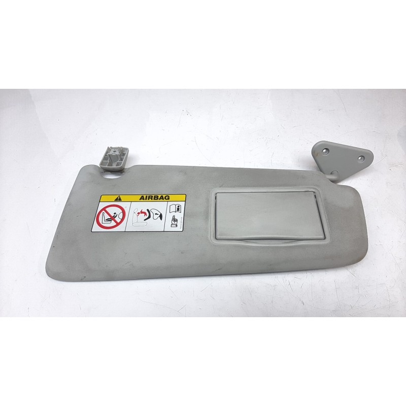 Recambio de parasol derecho para land rover discovery sport 2.0 td4 cat referencia OEM IAM FK7204100XXW  
