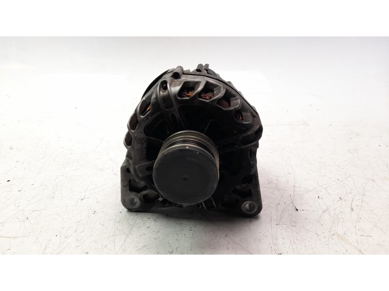 Recambio de alternador para nissan micra v (k14) 1.0 12v cat referencia OEM IAM 231005FF0A ALF350A51 
