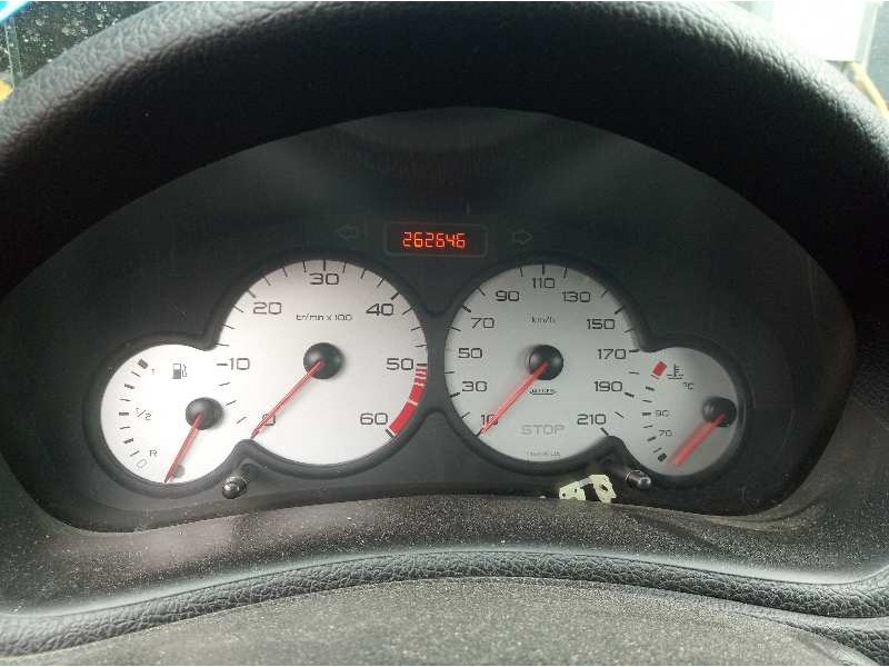 peugeot 206 berlina del año 2004