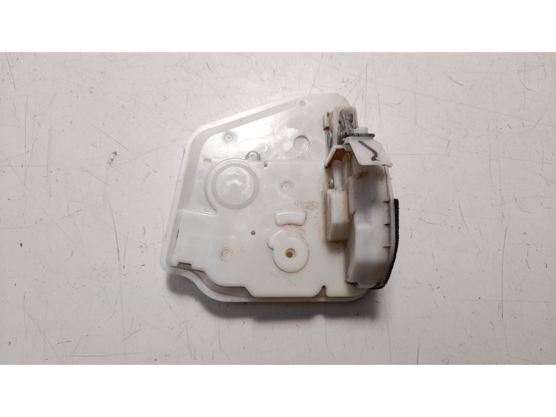 Recambio de cerradura puerta delantera derecha para mazda 3 lim. () luxury referencia OEM IAM BPN258310  