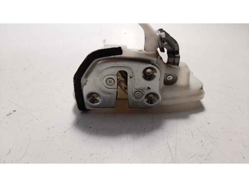 Recambio de cerradura puerta delantera derecha para mazda 3 lim. () luxury referencia OEM IAM BPN258310  