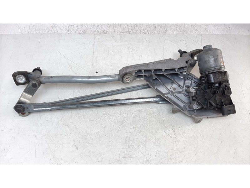 Recambio de motor limpia delantero para ford fiesta (cb1) ghia referencia OEM IAM 8A6117500AD  