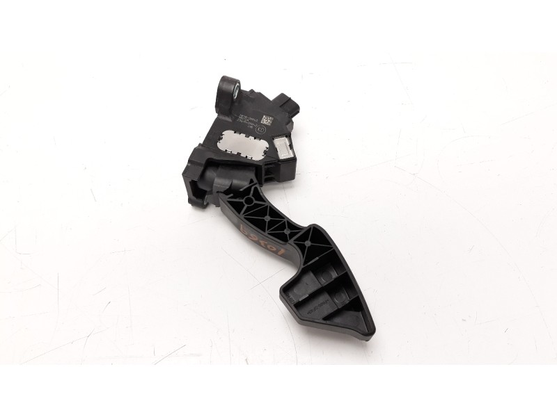 Recambio de potenciometro pedal para peugeot 108 top 1.0 vti referencia OEM IAM 781100H040  