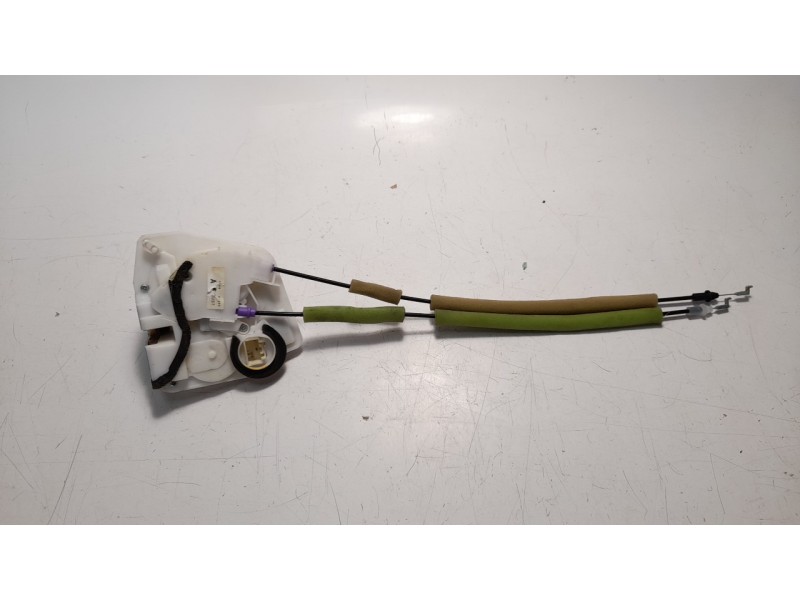 Recambio de cerradura puerta trasera derecha para mazda 3 lim. () luxury referencia OEM IAM BHS272310B  