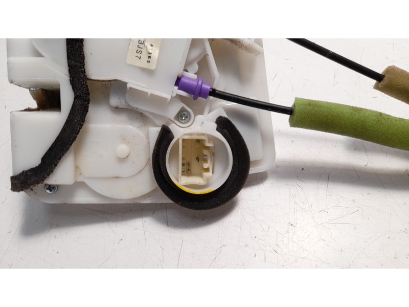 Recambio de cerradura puerta trasera derecha para mazda 3 lim. () luxury referencia OEM IAM BHS272310B  