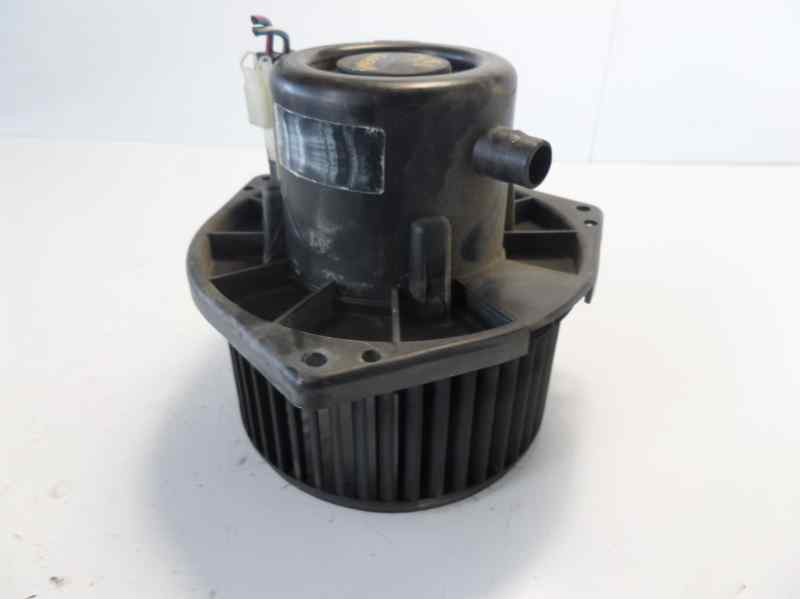 Recambio de ventilador calefaccion para nissan serena (c23m) 2.3 diesel referencia OEM IAM 0130111154  