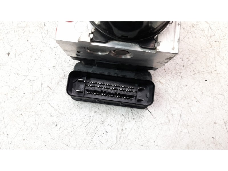 Recambio de abs para land rover evoque referencia OEM IAM BJ322C405AG  