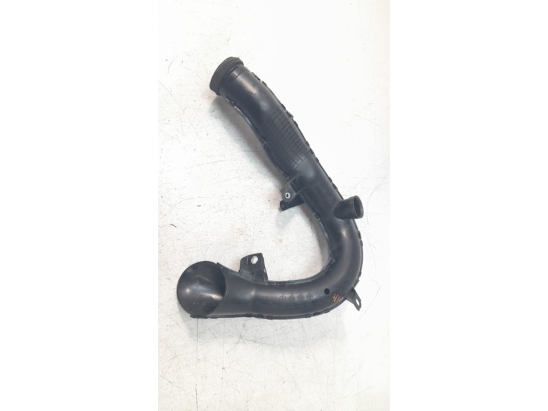 Recambio de tubo para toyota rav4 referencia OEM IAM 1775136080  